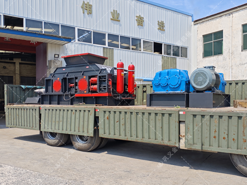 液壓對輥制砂機(jī)：雙輥擠壓耐磨輥體，連續(xù)作業(yè)千噸依舊精準(zhǔn)